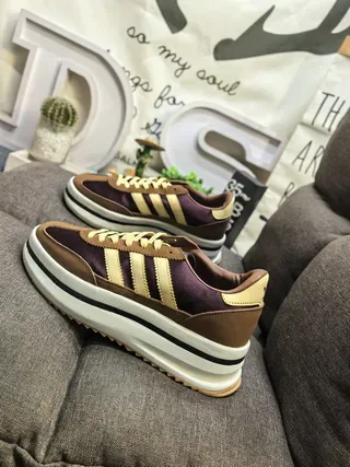 Adidas Tênis Lifestyle Cor Burdeos Marrom Sola de Plataforma Painel Lateral de Três Listras 7