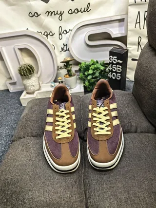 Adidas Tênis Lifestyle Cor Burdeos Marrom Sola de Plataforma Painel Lateral de Três Listras 10