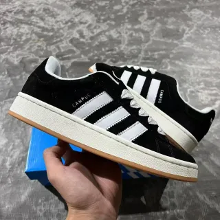 Adidas Campus Zapatos Lifestyle Negros De Ante Con Suela De Goma Blanca