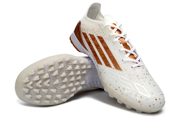 Adidas F50 白金 低帮 合成鞋面 金属铜色条纹装饰 草地足球鞋 4