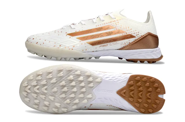 Adidas F50 白金 低帮 合成鞋面 金属铜色条纹装饰 草地足球鞋 6
