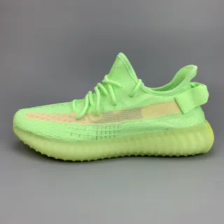 أحذية رياضية Adidas أخضر بيج Knit Upper Ribbed Translucent Sole Lifestyle