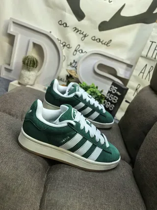 Adidas Green White Suede Upper Three-Stripe Side Panel Lifestyle Sneakers 9