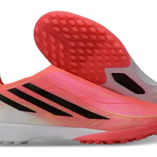Adidas Tênis de Futebol Turf com upper em gradiente neon rosa e preto sem cadarços ajuste de meia