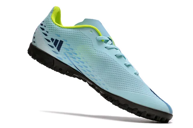 Adidas أحذية كرة القدم تورف وردي أسود منخفضة القطع شبكة صناعية ثلاث خطوط بيضاء 24
