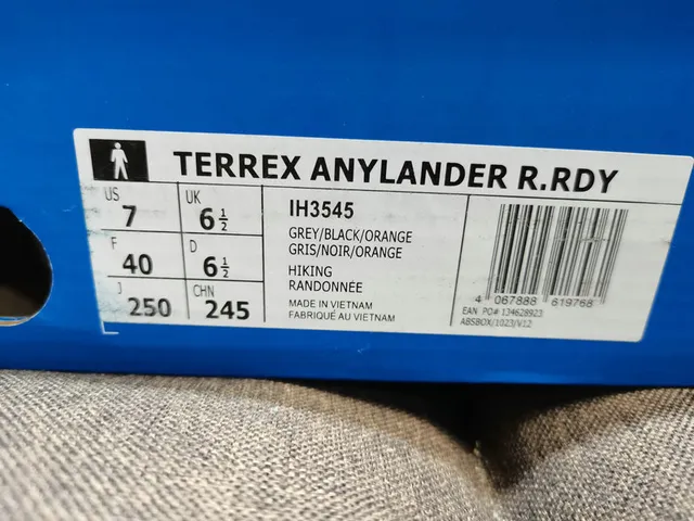 Adidas Rosa Cinza Inspirado em Trilha Malha e Sintético Superior Tênis Lifestyle 2