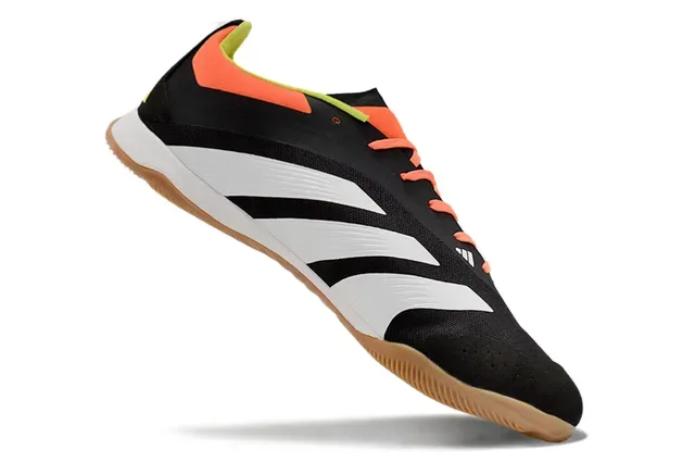 Adidas Predator أسود برتقالي منخفض القطعة بطبقة اصطناعية لوحة جانبية بثلاث خطوط أحذية كرة القدم الداخلية 2