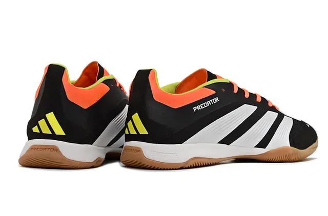 Adidas Predator أسود برتقالي منخفض القطعة بطبقة اصطناعية لوحة جانبية بثلاث خطوط أحذية كرة القدم الداخلية 4