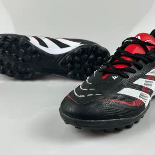 Adidas Predator 黑色红色纹理合成鞋面不对称系带草地足球鞋