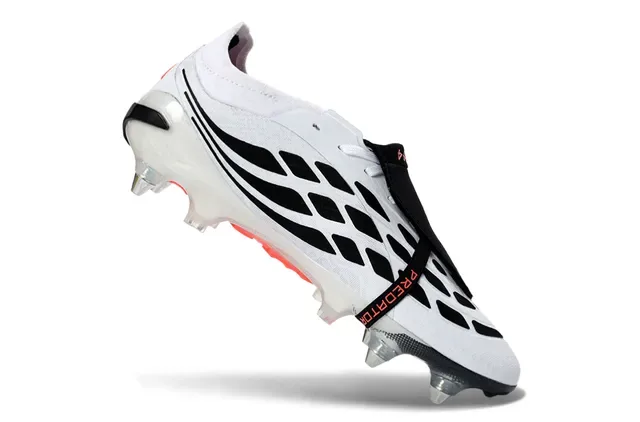 أحذية كرة القدم Adidas Predator بيضاء وردية في الجزء العلوي خطوط قزحية أرضية صلبة 2
