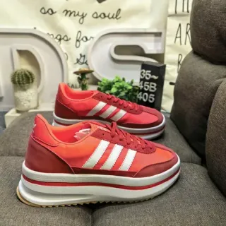 Adidas أحمر أبيض كعب منصة ثلاث شرائط لوح جانبي حذاء أسلوب حياة