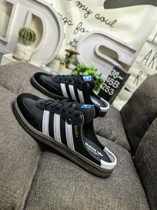 Adidas Samba Black White Leather Upper Three-Stripe Side Loafer 7