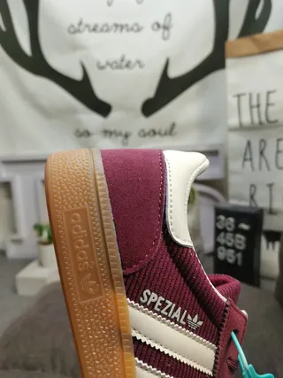 Adidas Samba Sneakers Lifestyle Borgoña en Côtelé 3