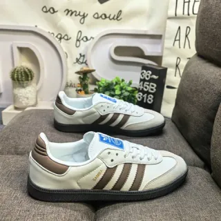 Adidas Samba أبيض فاتح وبني حذاء أسلوب حياة