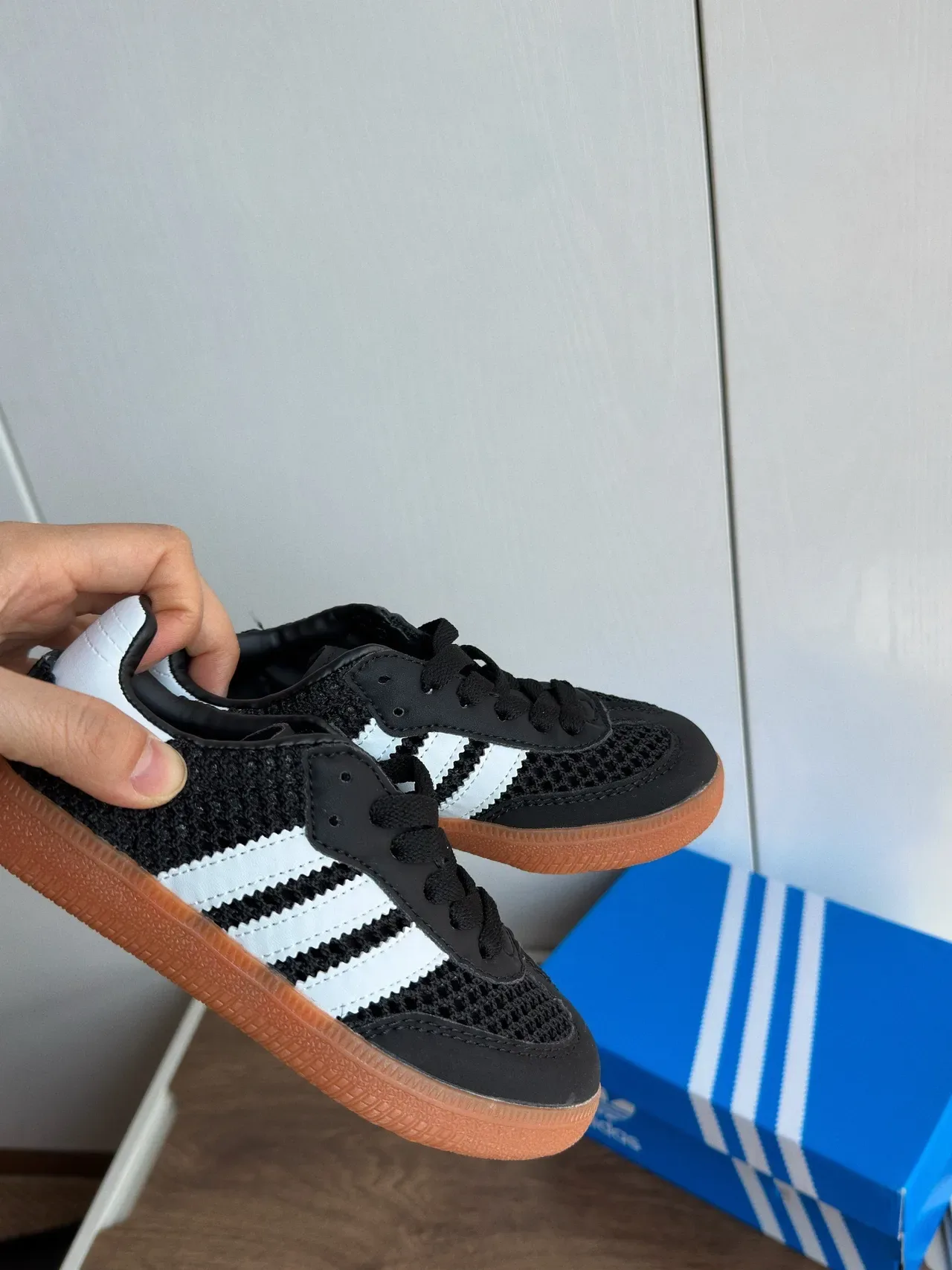 Adidas Samba OG maillé blanc noir gomme sneakers lifestyle 14