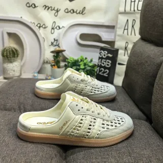 Adidas Samba مثقوب كريمي مول سنيكرز نمط حياة