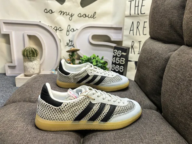 Adidas Samba Tênis Lifestyle Rosa e Preto 11