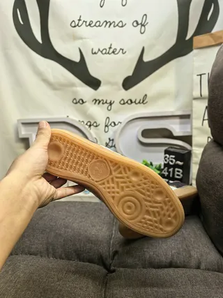 Adidas Spezial 黑色粉色蕾丝叠加生活方式运动鞋 4