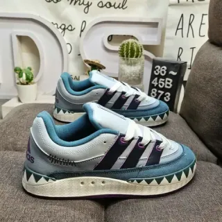 Adidas Spezial 青绿和灰色生活方式运动鞋