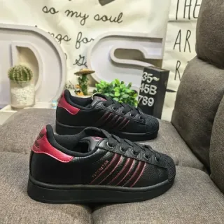 Adidas Superstar أسود ووردي حذاء رياضي أسلوب حياة