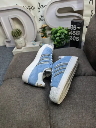 Adidas Superstar أحذية لايف ستايل أزرق فاتح سويدي شيل تو 6