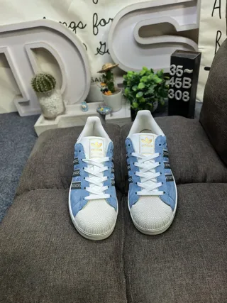 Adidas Superstar أحذية لايف ستايل أزرق فاتح سويدي شيل تو 10
