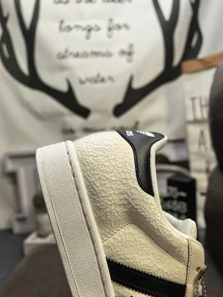 Adidas Superstar Off-White و Navy أحذية رياضية نمط حياة 3