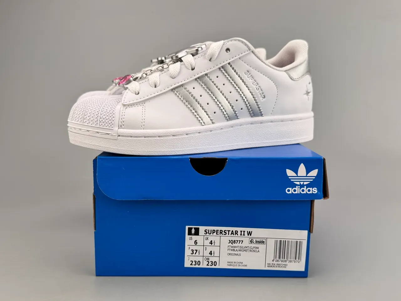 Adidas Superstar Tênis Lifestyle Branco e Prateado Metálico 2