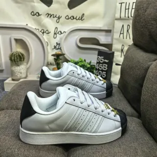 أديداس سوبرستار أبيض أسود Shell-Toe Three-Stripe لايف ستايل سنيكرز