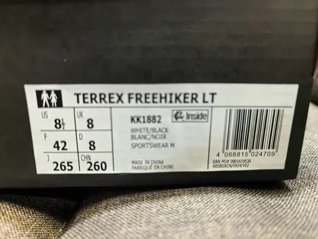 Adidas Terrex tênis de trail running leves cinza e branco cabedal em mesh com sobreposição sintética 22