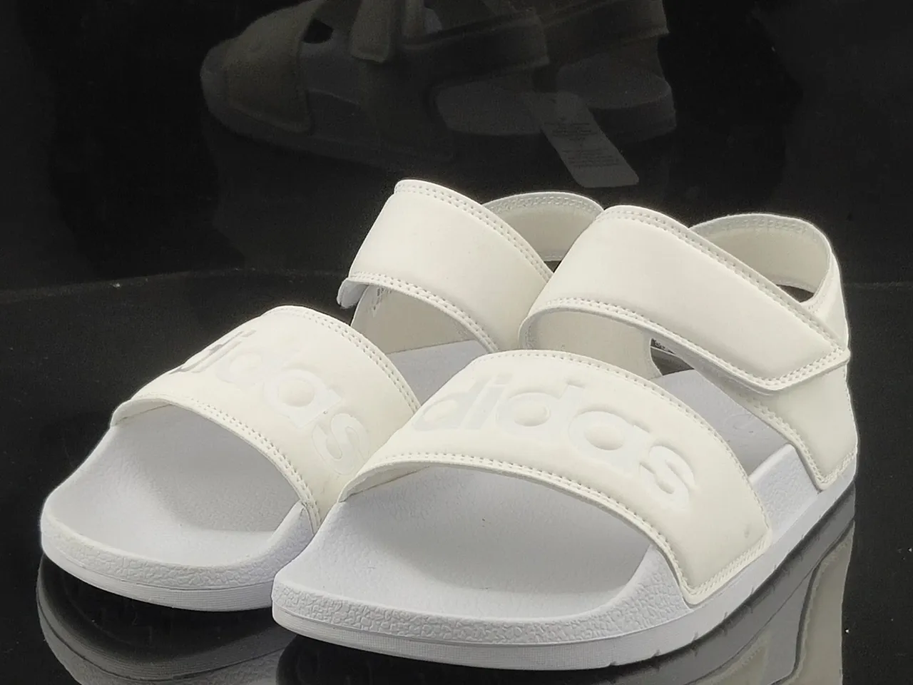 Adidas Yeezy Slide White Molded Two-Strap Casual Sandals 2