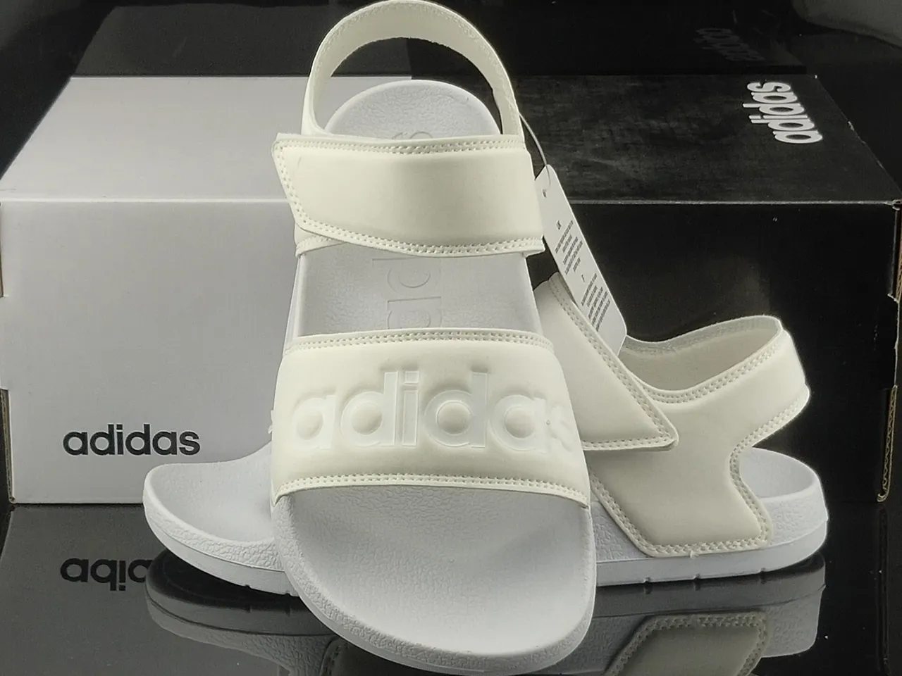 Adidas Yeezy Slide White Molded Two-Strap Casual Sandals 4