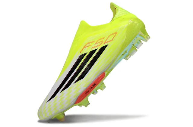 Adidas হলুদ সাদা নিওন সক-ফিট আপার চেকার্ড ফোরফুট ওভারলে ফার্ম-গ্রাউন্ড ফুটবল জুতো 3