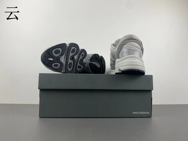 Aimé Leon Dore Gris Semelle Noire Upper Maille Synthétique en Couches Chaussures Chunky 16