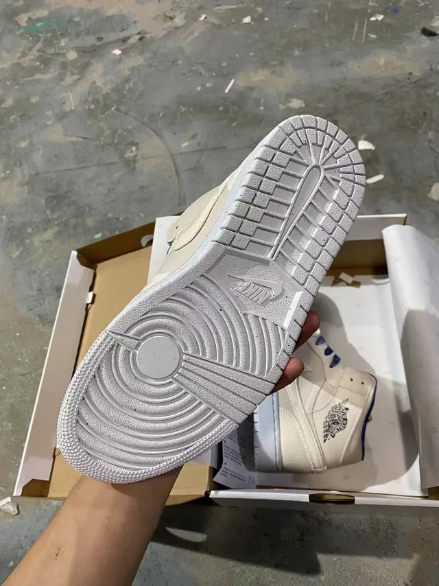 Air Jordan 1 बेज नेवी हाई-टॉप कैनवास और लेदर अपर बास्केटबॉल जूते 5