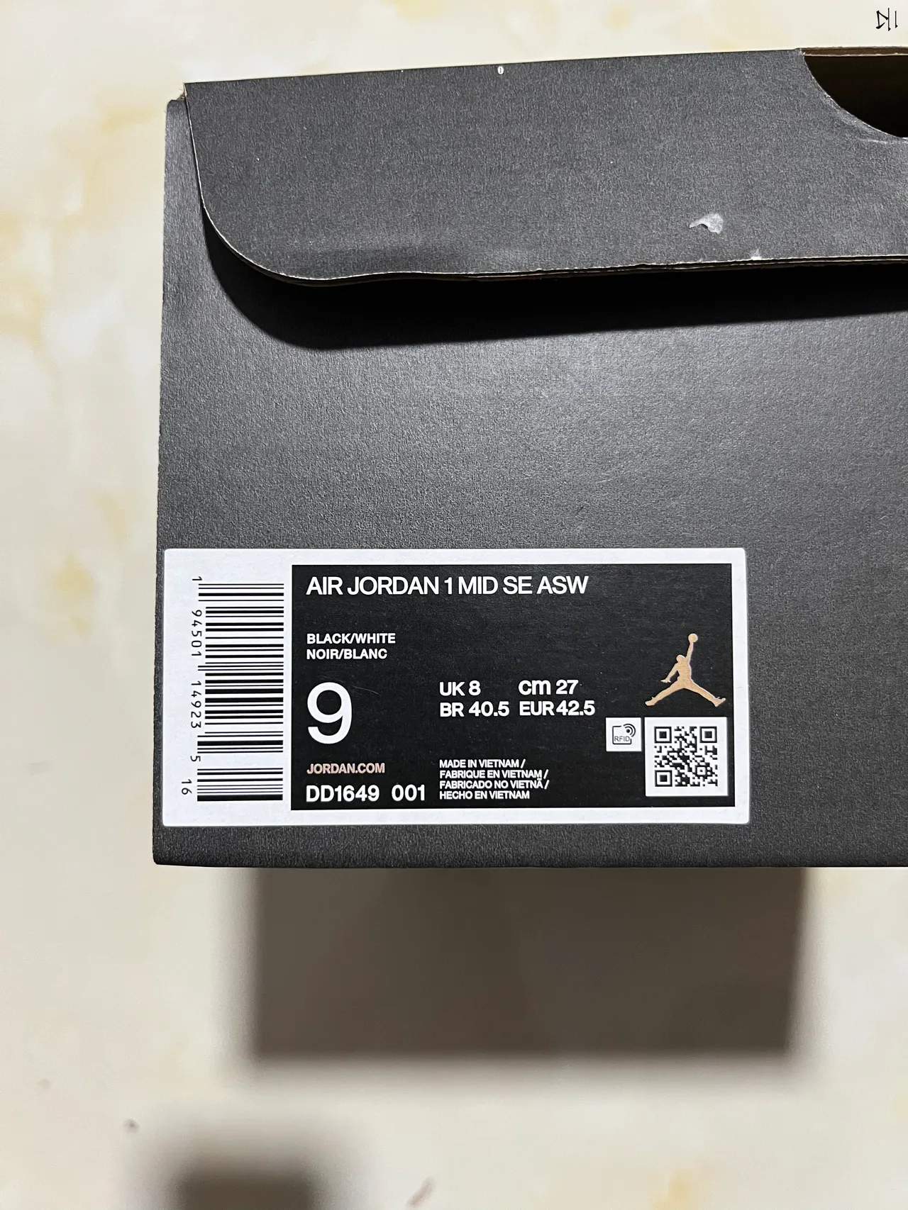 Air Jordan 1 chaussures de basketball montantes à texture en fibre de carbone noir et blanc 10