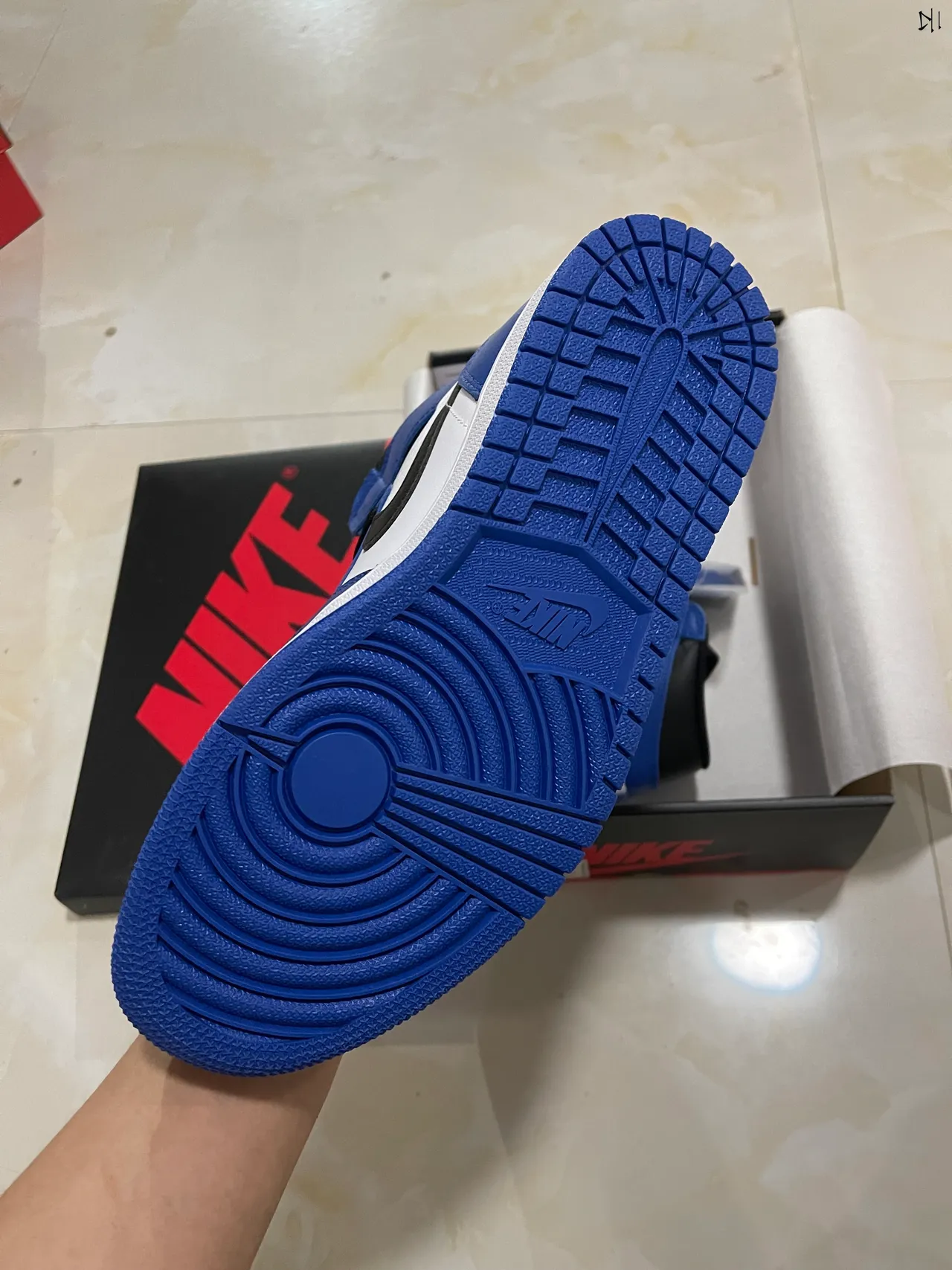 حذاء كرة السلة Air Jordan 1 أزرق ملكي أبيض أسود 7