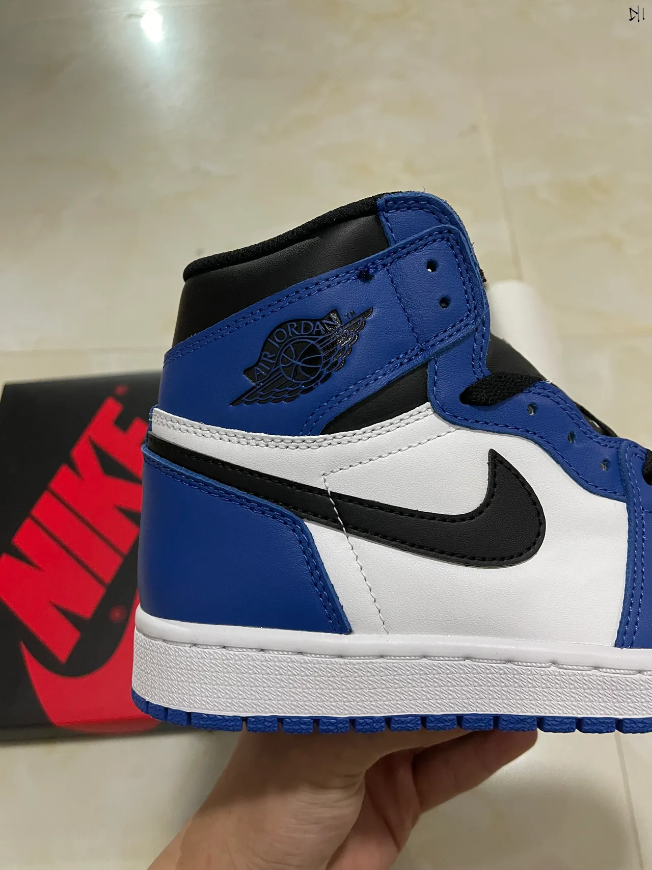 حذاء كرة السلة Air Jordan 1 أزرق ملكي أبيض أسود 8