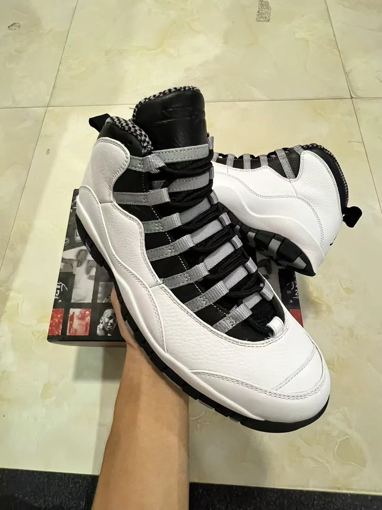 Chaussures de basketball Air Jordan 10 blanc noir gris 2