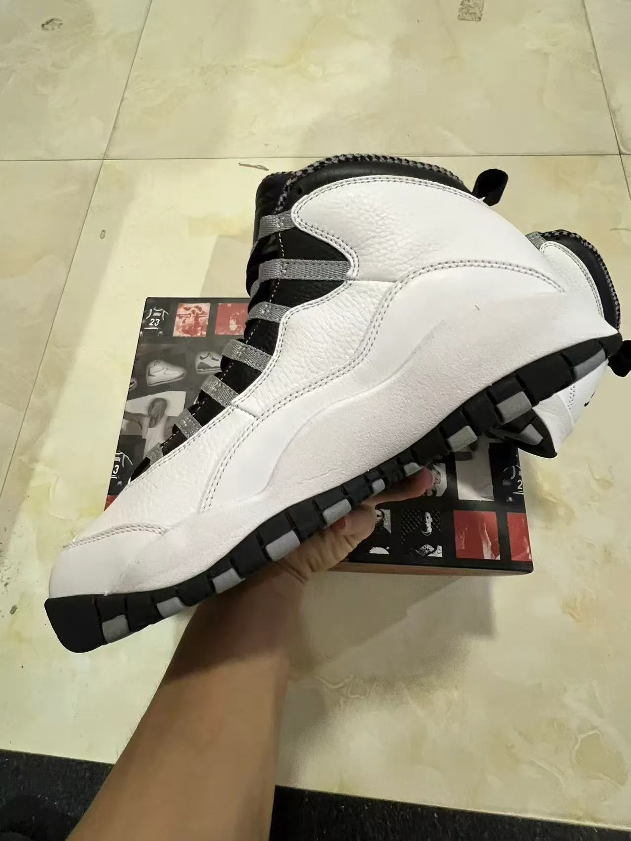 Chaussures de basketball Air Jordan 10 blanc noir gris 5