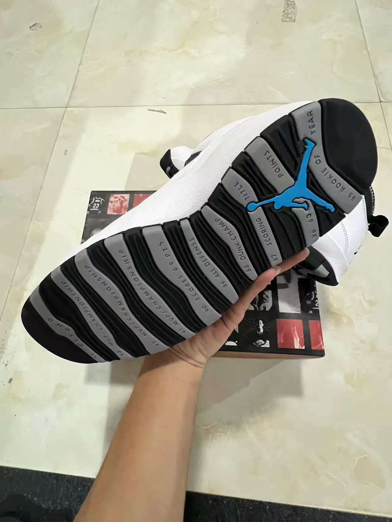 Chaussures de basketball Air Jordan 10 blanc noir gris 6
