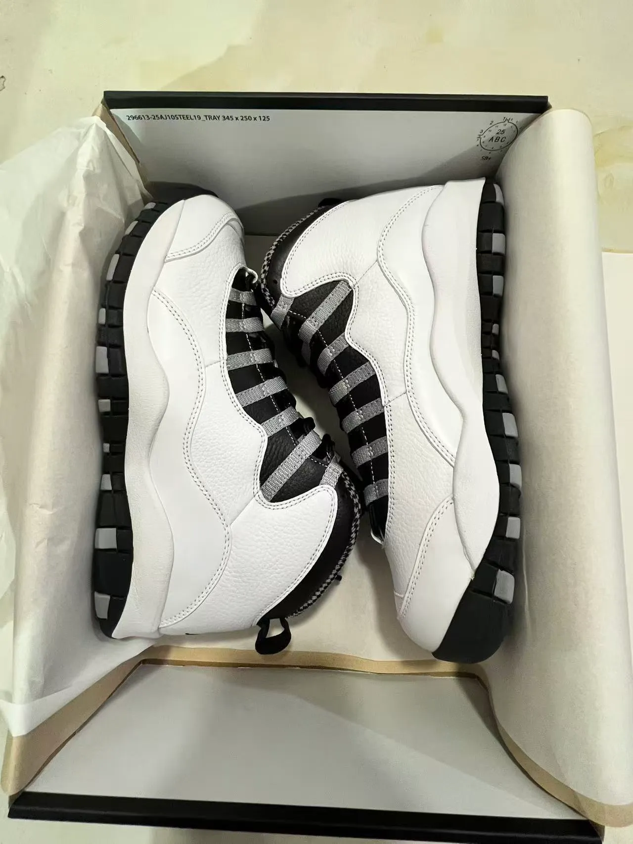 Chaussures de basketball Air Jordan 10 blanc noir gris 9