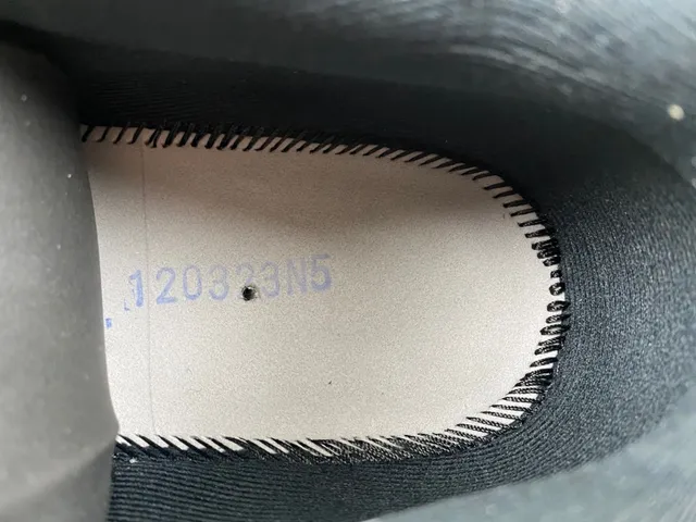 حذاء كرة السلة Air Jordan 11 أسود أبيض أزرق ملكي 16