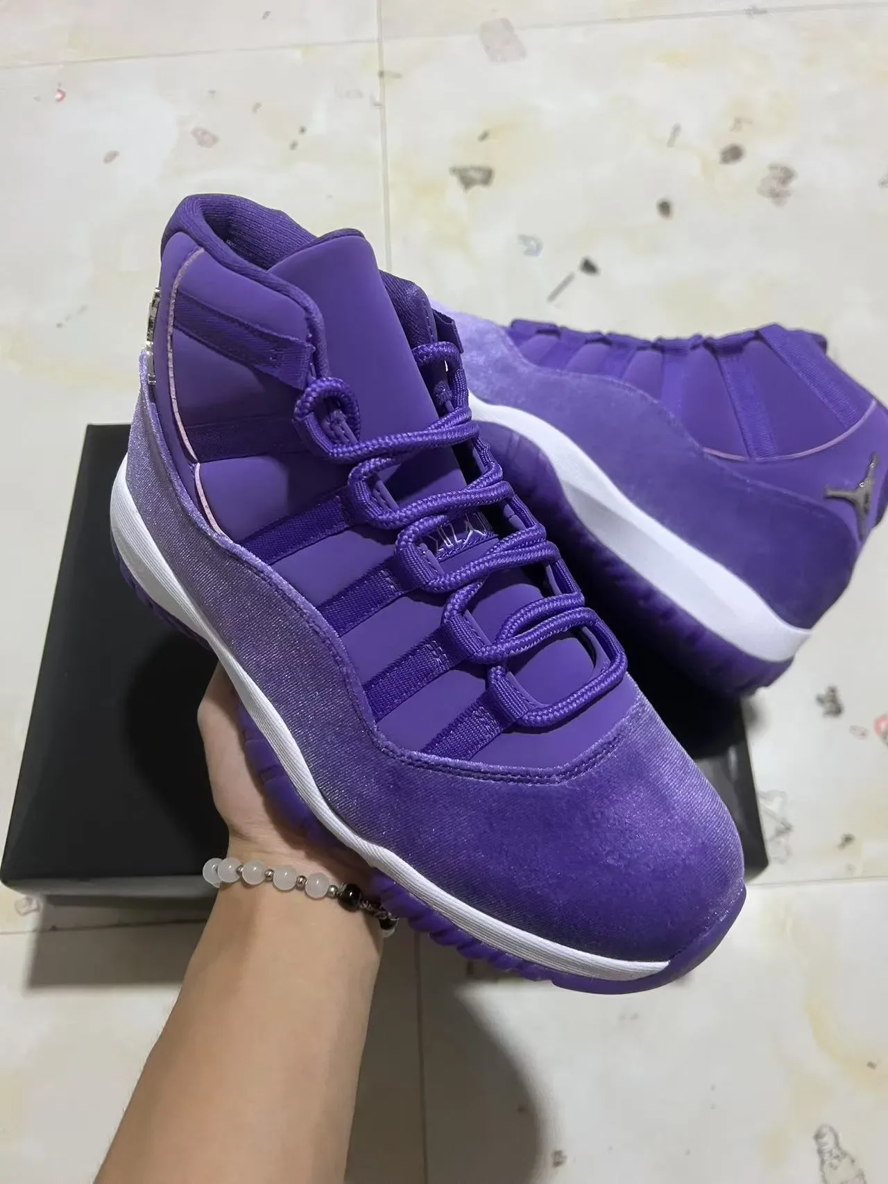 Air Jordan 11 Violet suède Chaussures de Basketball Hautes 2