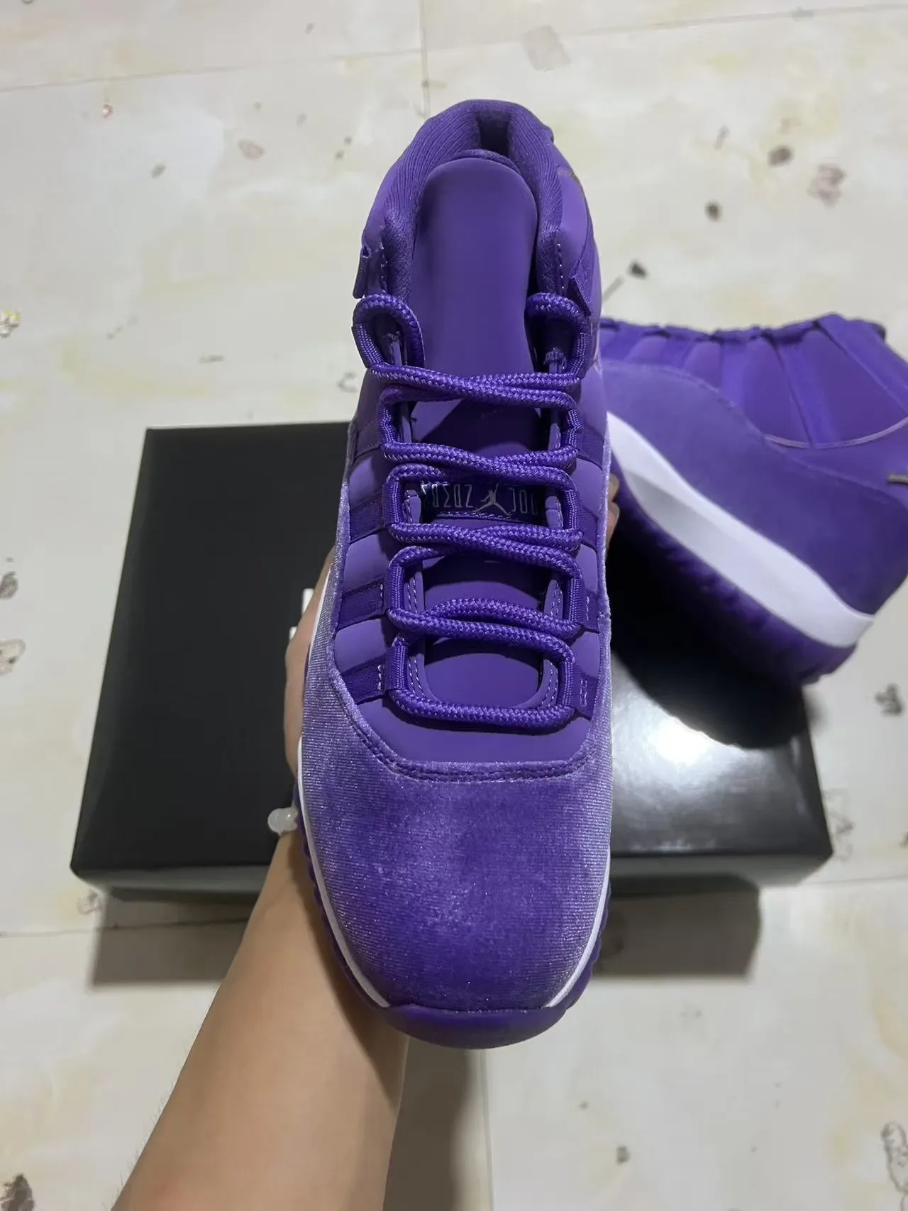 Air Jordan 11 Violet suède Chaussures de Basketball Hautes 3