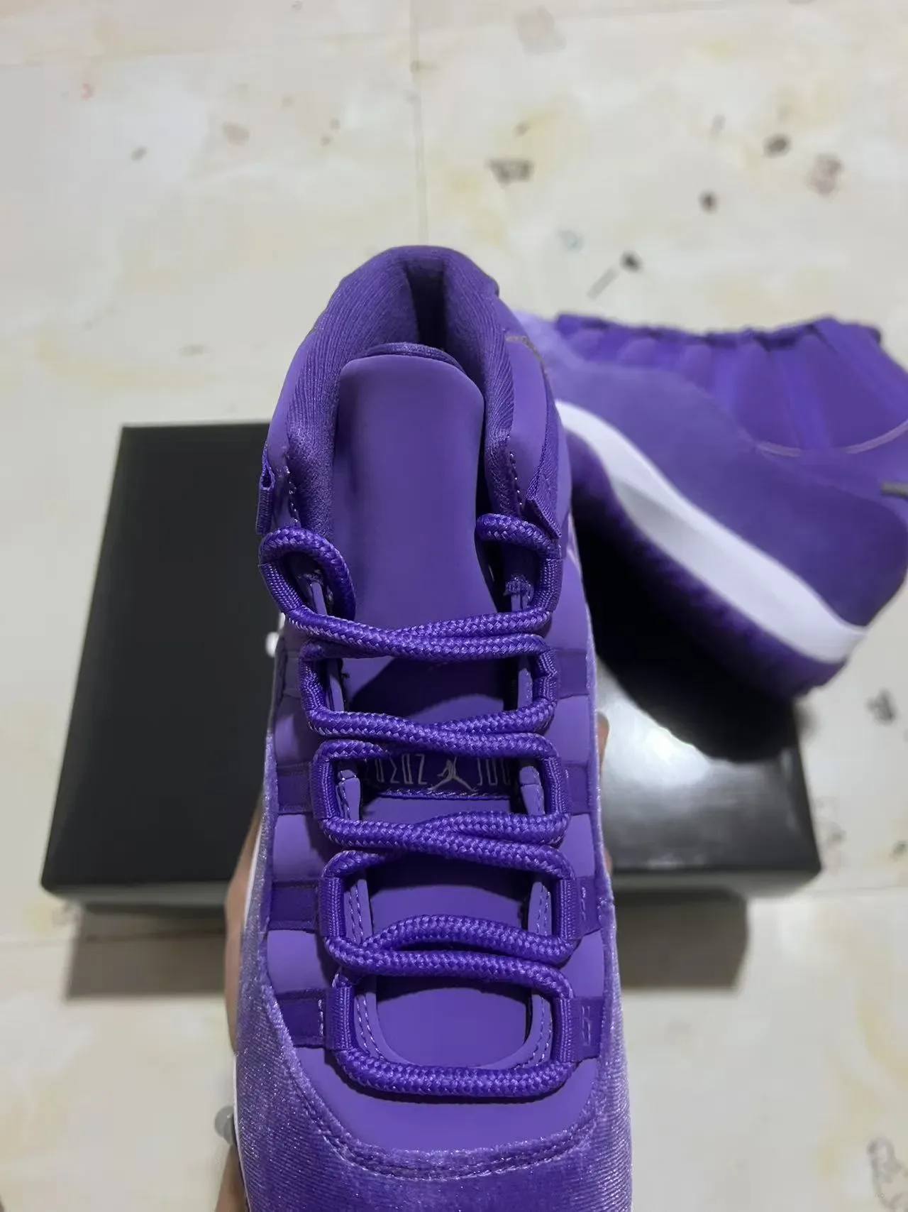 Air Jordan 11 Violet suède Chaussures de Basketball Hautes 4