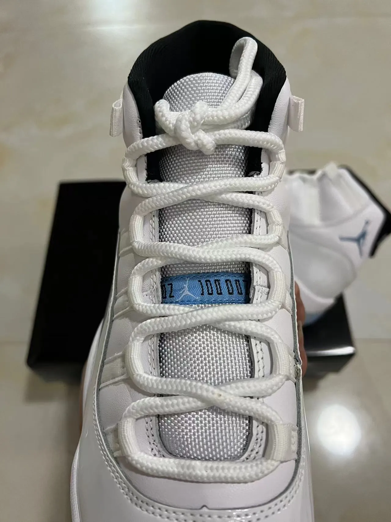 Air Jordan 11 White Light Blue Basketball Shoes 4