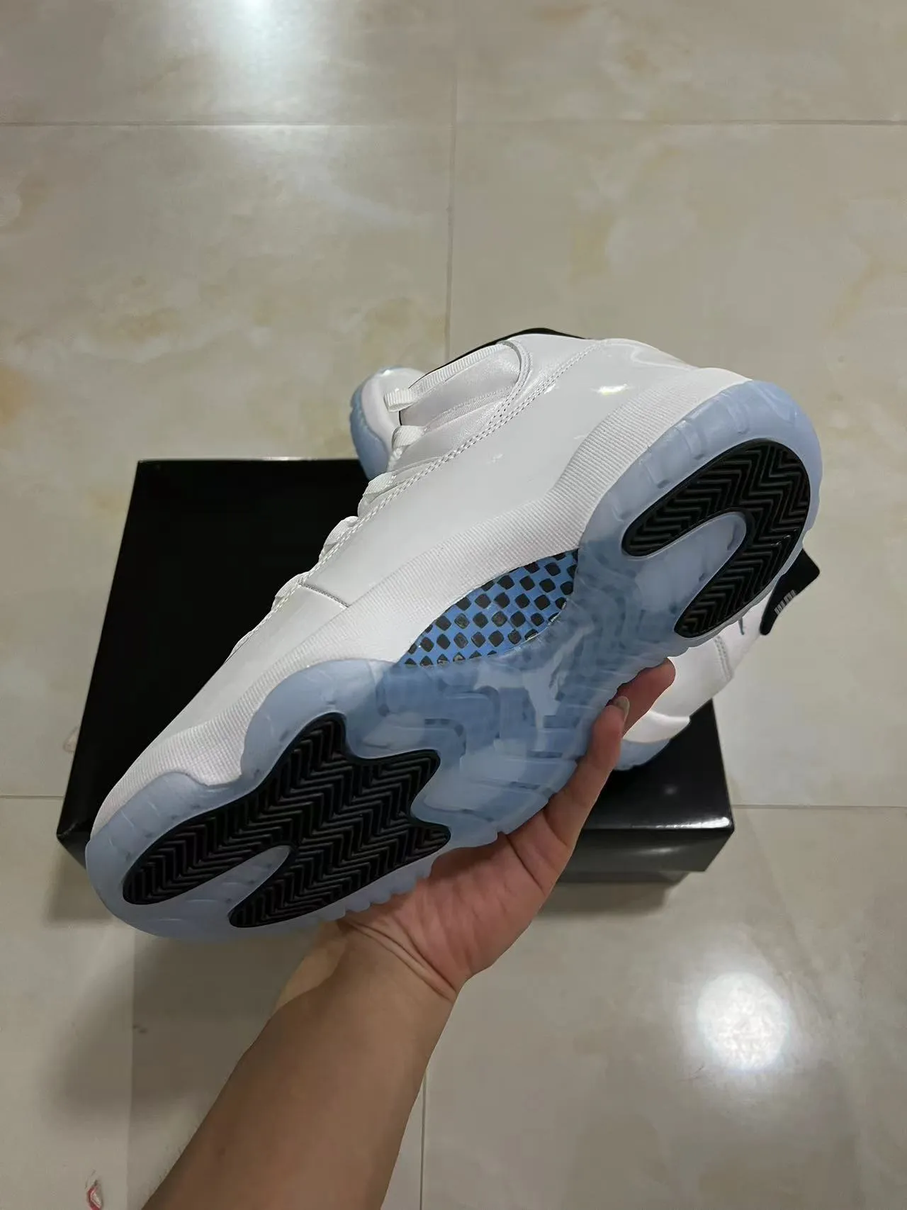 Air Jordan 11 White Light Blue Basketball Shoes 6