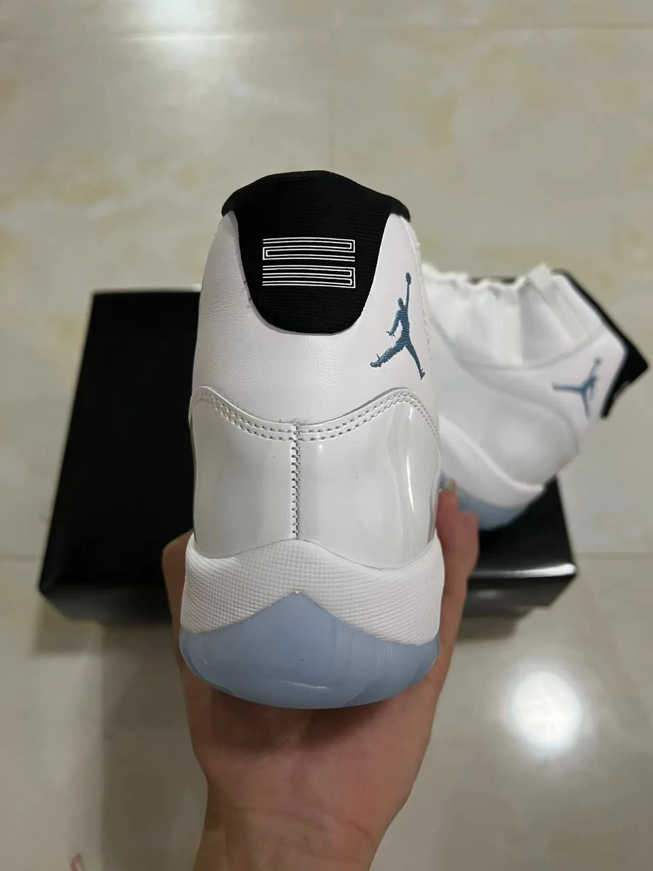 Air Jordan 11 White Light Blue Basketball Shoes 8