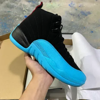 Zapatillas de baloncesto Air Jordan 12 negro cian